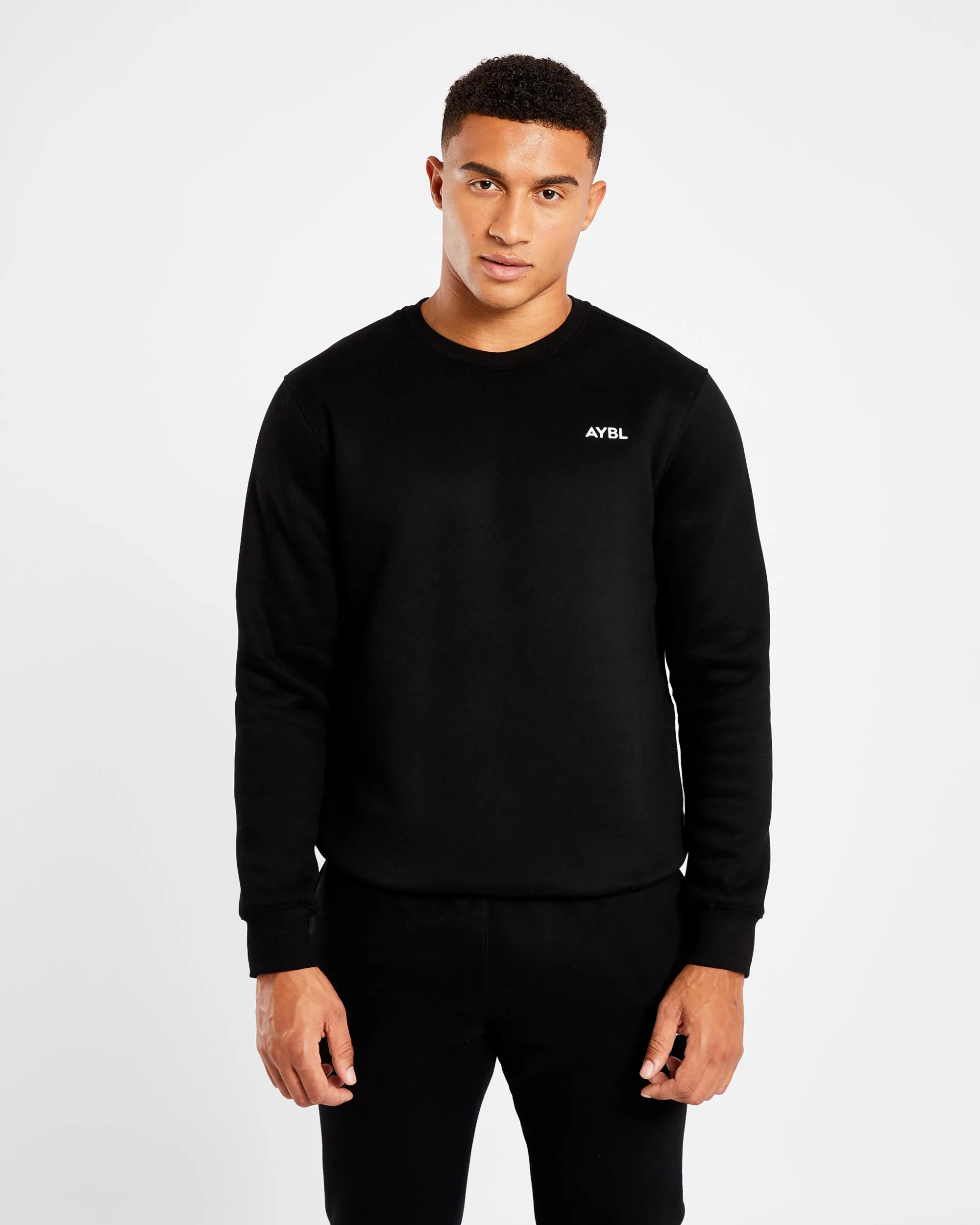 Essential Sweater - Black