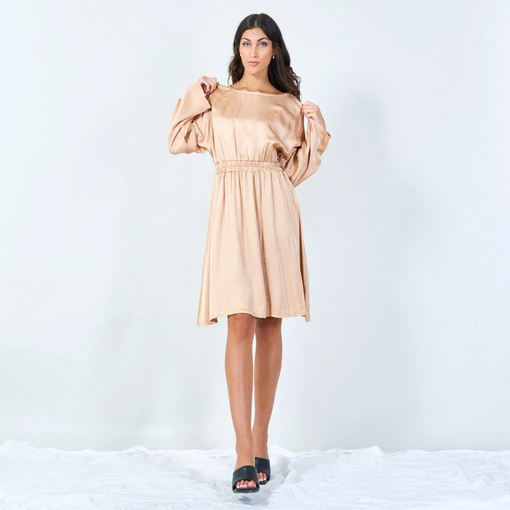 Flowy long-sleeve midi dress wholesale