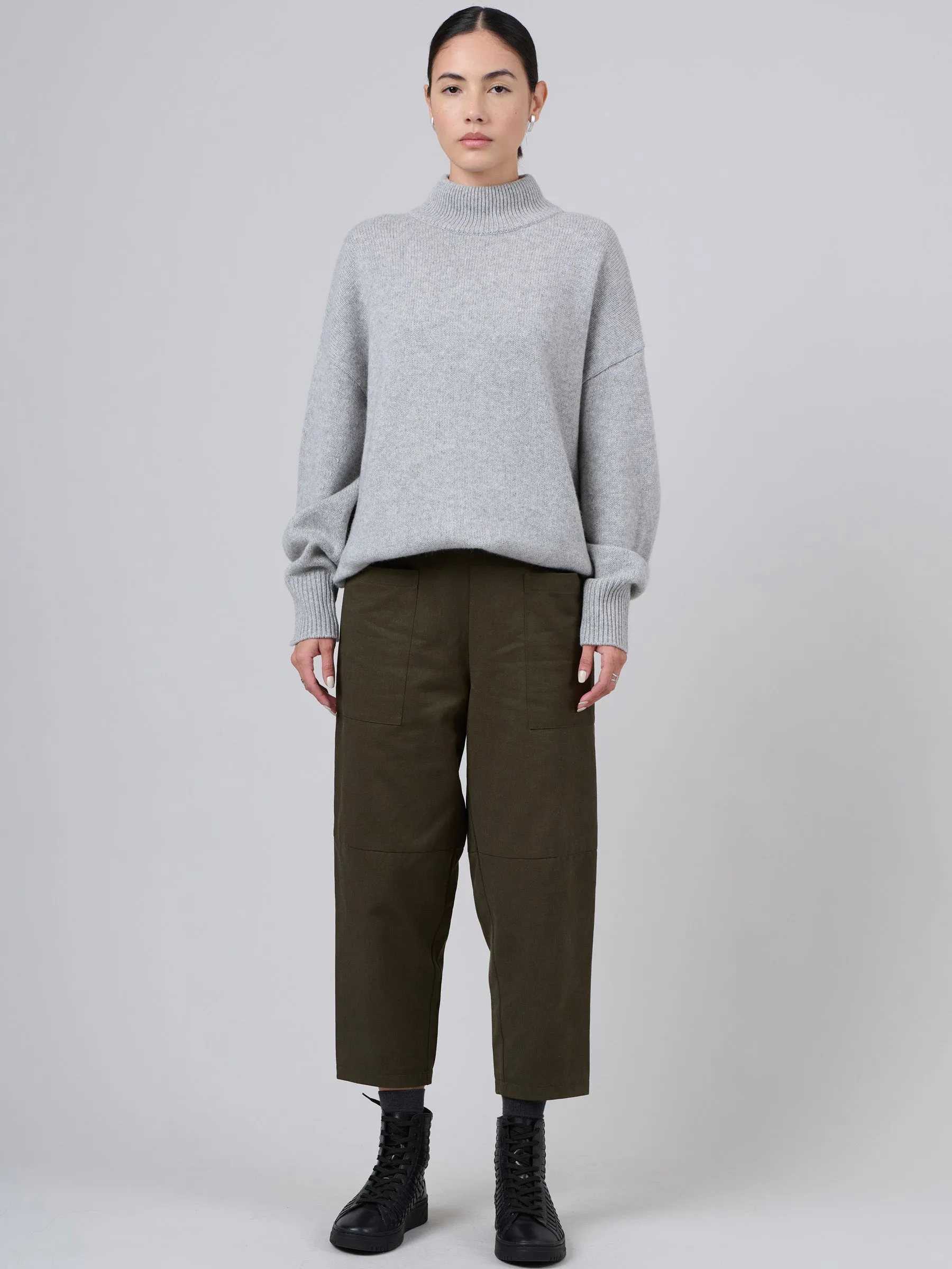 Heavyweight Tencel® Cotton Cropped Barrel Leg Trousers