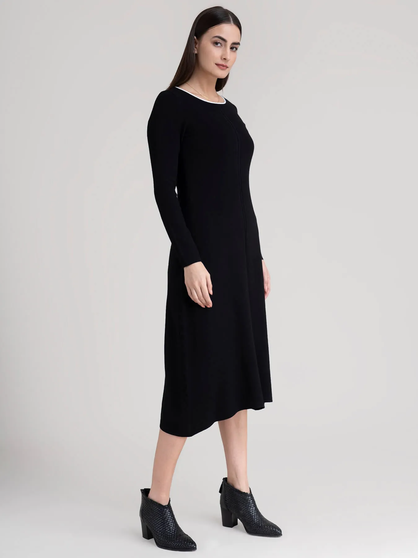 Round Neck Colour Block Sweater Dress - Black