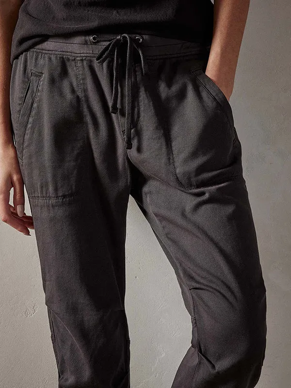 Soft Drape Utility Pant in Carbon Pigment